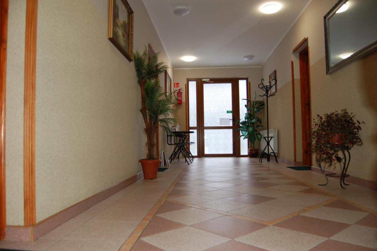 Lesne Zacisze Hotel Weremien Exterior foto
